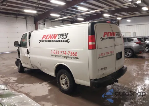 2015 Chevrolet Express 3500 Work Van z USA, uszkodzony, nr VIN 1GCZGTCGXF1229754